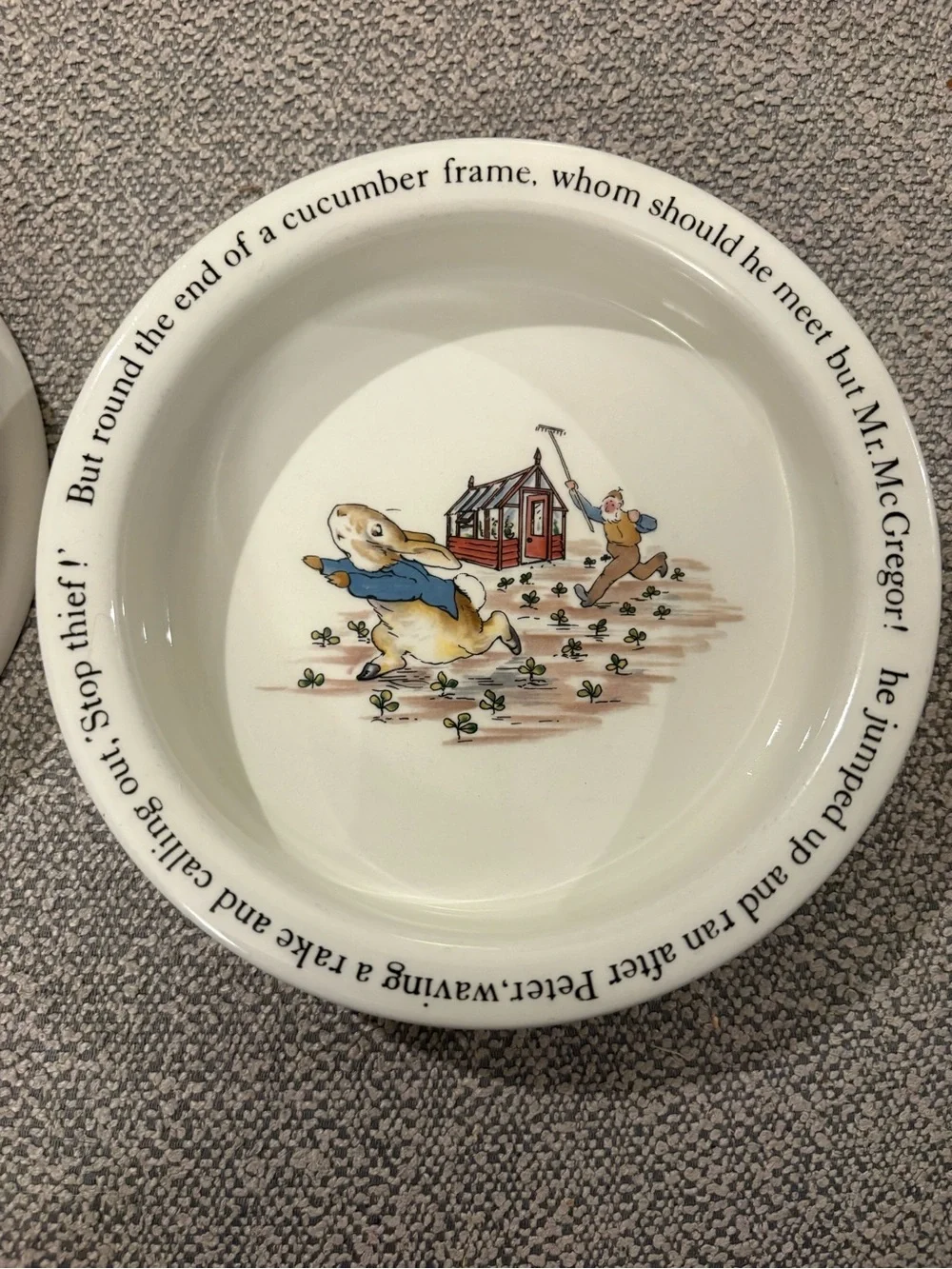 Beatrix Potter Peter Rabbit Wedgwood Porrigers/Dishes Set of 2